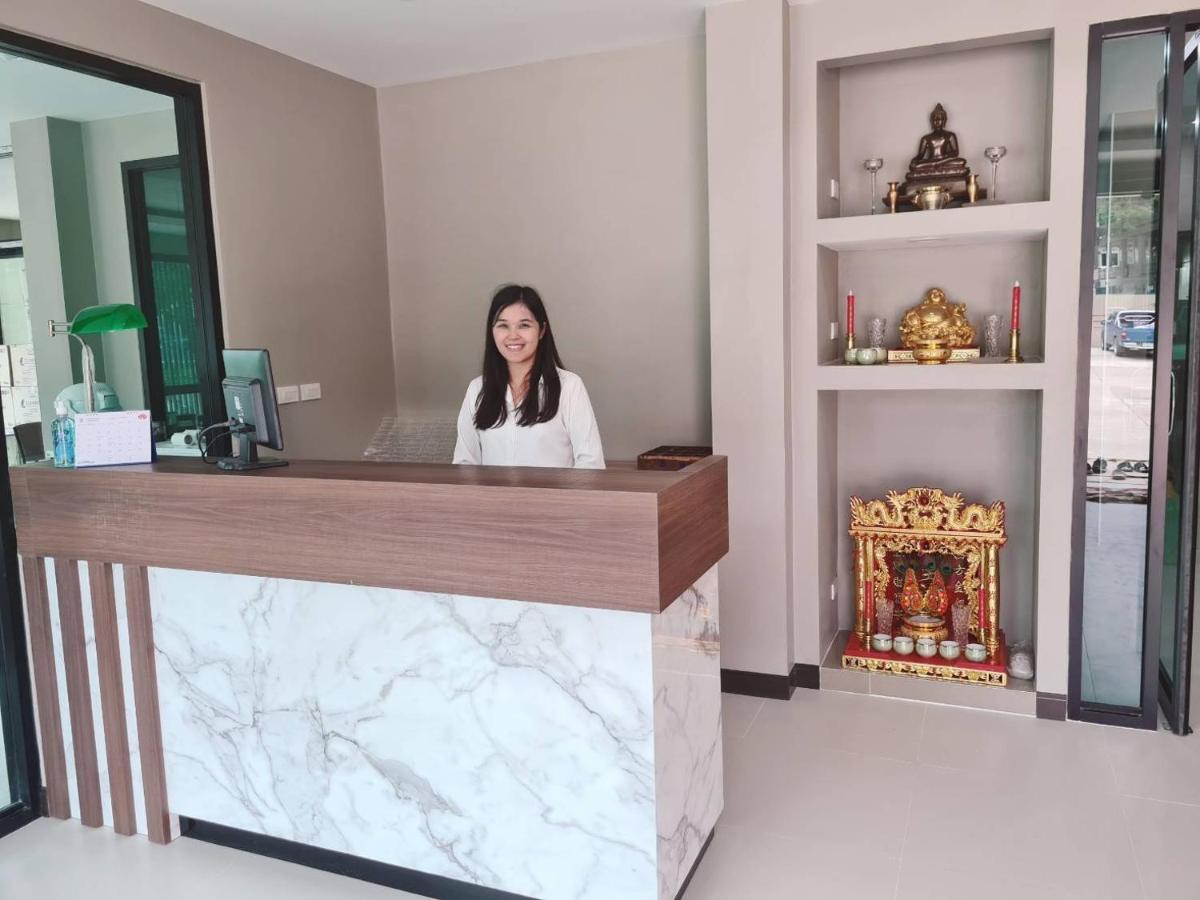 Grand Maihom Hotel Chiang Mai Exterior photo